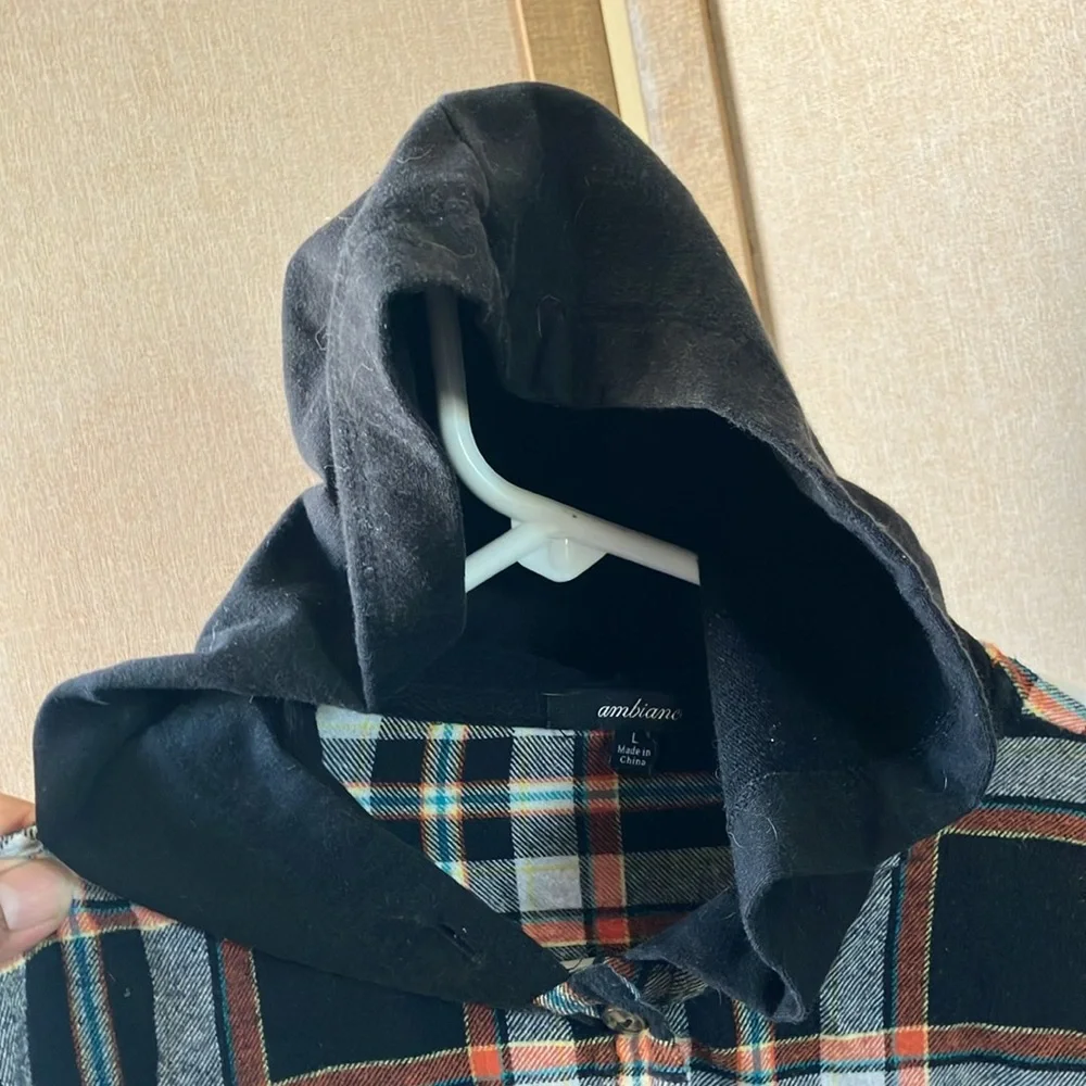 FINAL MARKDOWN Ambiance Multicolor Plaid hooded blouse large - Picture 3 of 10